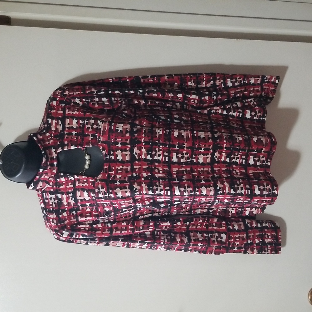 💕 3/$15 Como Blu Abstract Print Pearl Keyhole Mock Neck Blouse Top M